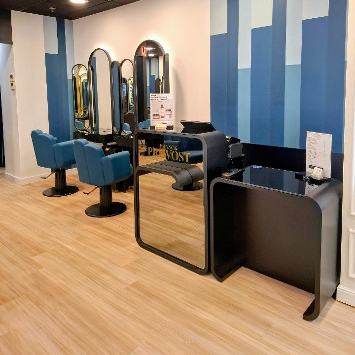 Point Accueil Salon