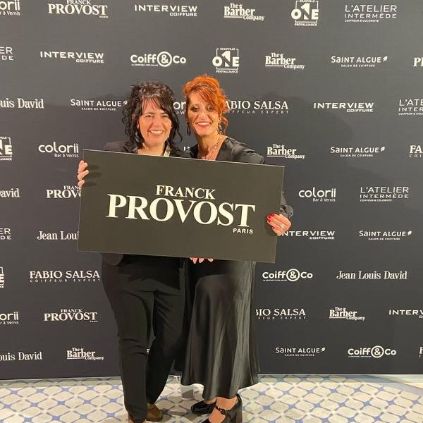 Un nouveau chapitre s'écrit, une nouvelle équipe s'unit dans notre salon de coiffure Franck Provost !