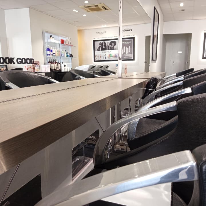 Salon
