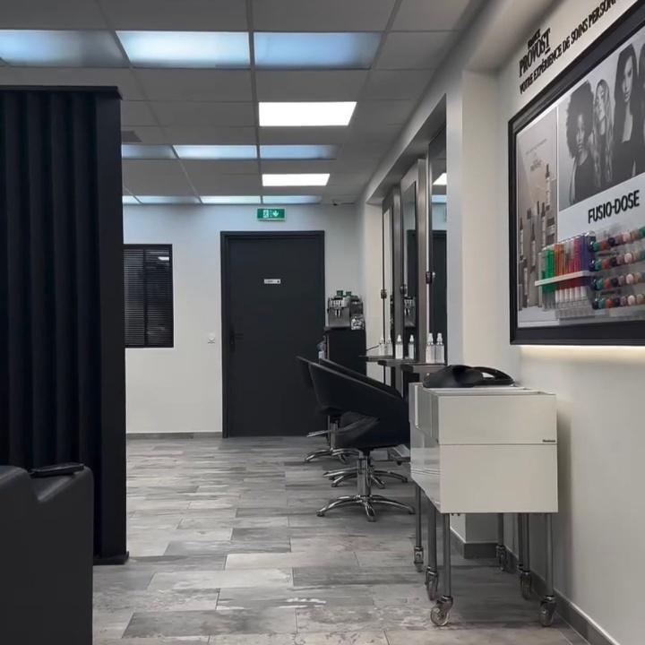 Salon Franck Provost Six fours